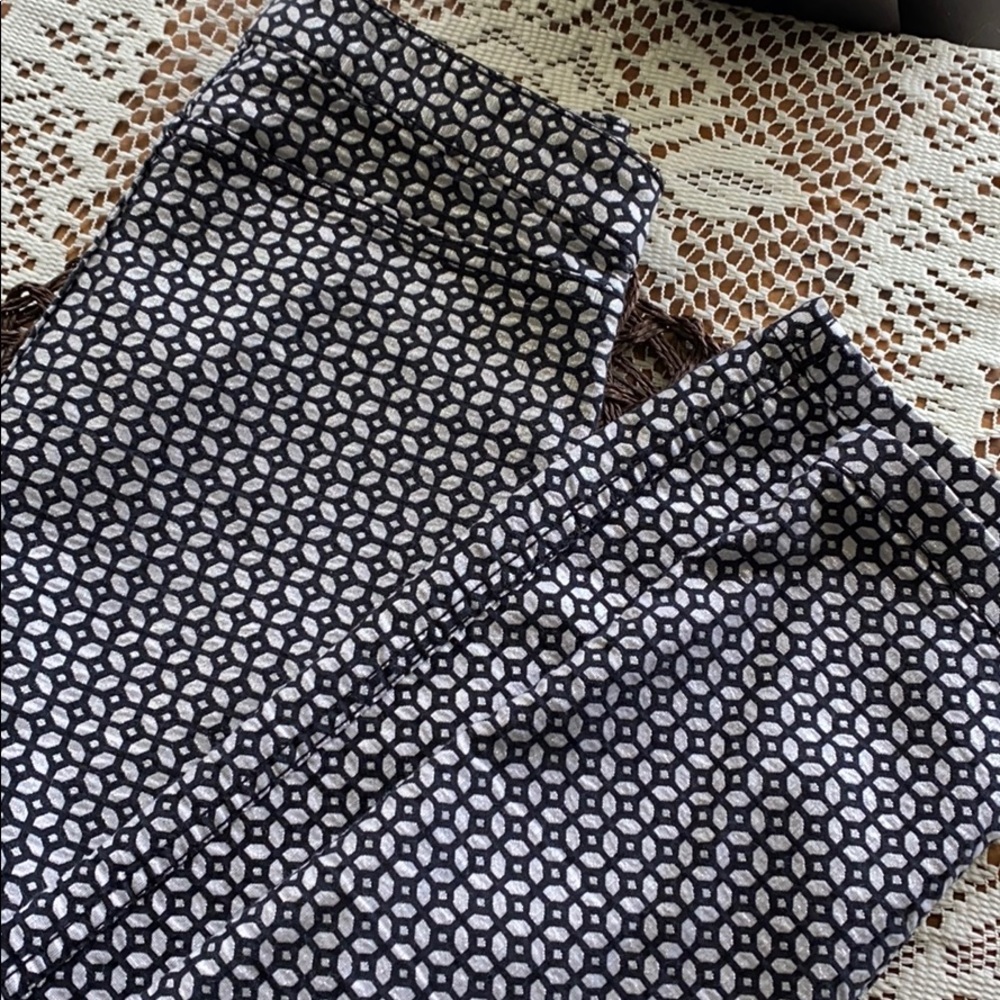 Joseph Ribkoff patterned dress pants